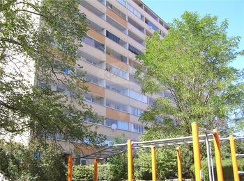 Prodej bytu 4+1 v osobním vlastnictví 68 m², Praha 4 - Lhotka