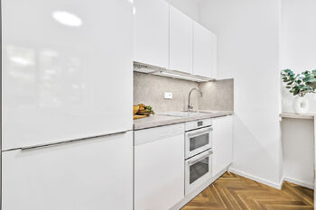 Prodej bytu 2+kk v osobním vlastnictví 49 m², Praha 3 - Vinohrady