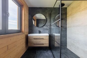 koupelna - Prodej domu 133 m², Vacov
