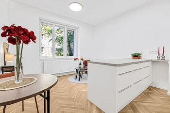Prodej bytu 2+kk v osobním vlastnictví 48 m², Praha 3 - Vinohrady
