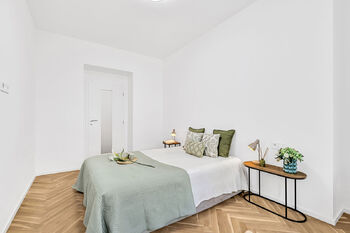 Prodej bytu 2+kk v osobním vlastnictví 48 m², Praha 3 - Vinohrady