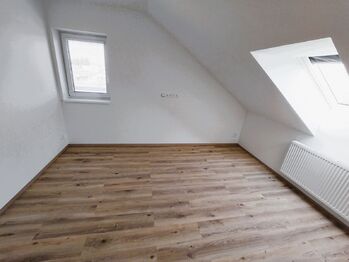 Pronájem bytu 3+kk v osobním vlastnictví 96 m², Komořany