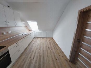 Pronájem bytu 3+kk v osobním vlastnictví 96 m², Komořany