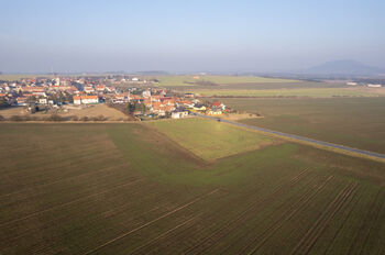 Prodej pozemku 1482 m², Račiněves