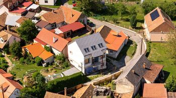 Rodinný dům ve výstavbě s možností podnikání a sídla firmy, 158 m², pozemek 137 m² – Roštín - Prodej domu 158 m², Roštín