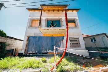 Rodinný dům ve výstavbě s možností podnikání a sídla firmy, 158 m², pozemek 137 m² – Roštín - Prodej domu 158 m², Roštín