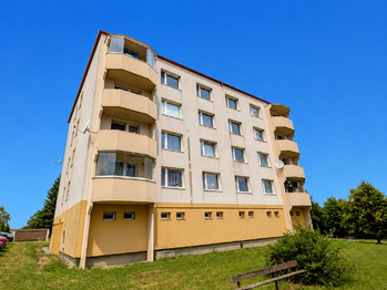 Prodej bytu 3+1 v osobním vlastnictví 69 m², Dobronín