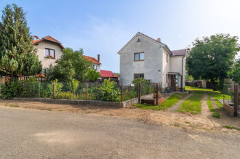 Exteriér - Prodej domu 173 m², Mladý Smolivec