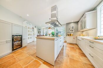 Prodej domu 333 m², Praha 5 - Košíře