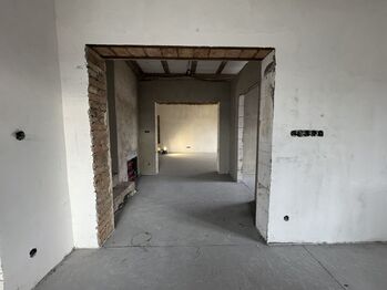 Prodej domu 213 m², Poštovice