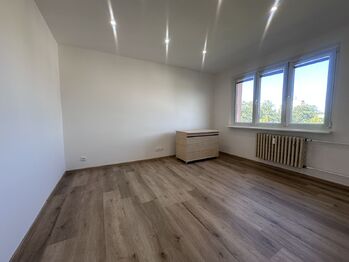 Pronájem bytu 2+1 v osobním vlastnictví 57 m², Ostrava