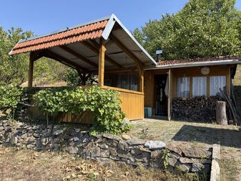 Prodej pozemku 1427 m², Nížkovice