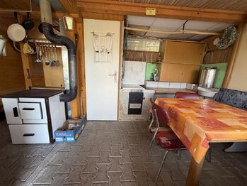 Prodej pozemku 1427 m², Nížkovice