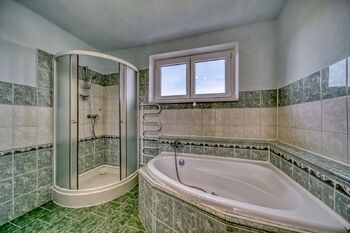 Pronájem bytu 2+1 v osobním vlastnictví 61 m², Městec Králové