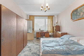 Ložnice - Prodej bytu 2+1 v osobním vlastnictví 64 m², Bílina
