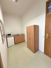 Prodej kancelářských prostor 81 m², Vsetín