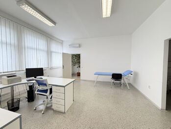 Prodej kancelářských prostor 81 m², Vsetín