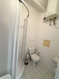 Prodej kancelářských prostor 81 m², Vsetín