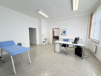 Prodej kancelářských prostor 81 m², Vsetín