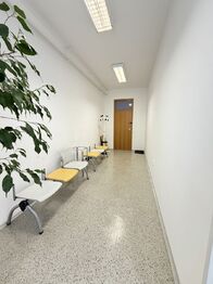Prodej kancelářských prostor 81 m², Vsetín