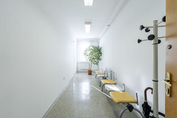 Prodej kancelářských prostor 81 m², Vsetín