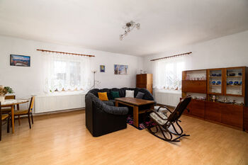 Prodej domu 226 m², Hošťálkovy