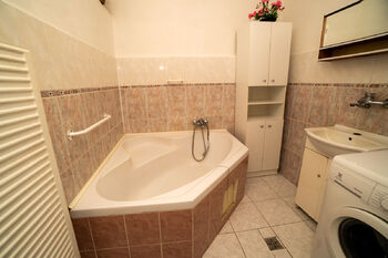 Prodej domu 226 m², Hošťálkovy