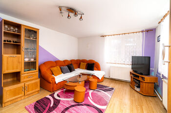 Prodej domu 226 m², Hošťálkovy