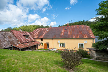 Prodej domu 226 m², Hošťálkovy