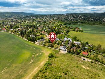 Prodej pozemku 1245 m², Praha 5 - Lipence