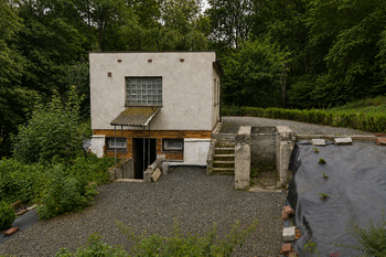 Prodej pozemku 875 m², Zlatá Olešnice