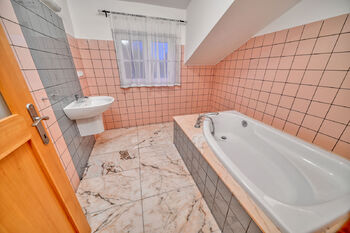 Pronájem bytu 2+kk v osobním vlastnictví 99 m², Poděbrady