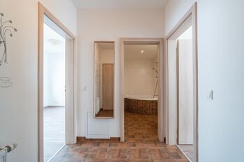 Pronájem bytu 2+kk v osobním vlastnictví 53 m², Praha 10 - Uhříněves