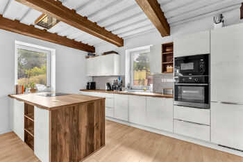 Prodej domu 136 m², Lužany