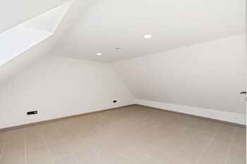 Ateliér - Prodej domu 144 m², Beroun