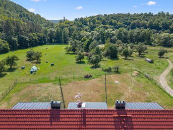 Exteriér dron - Prodej domu 144 m², Beroun