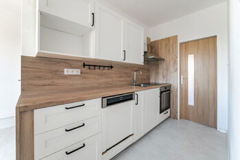 Prodej bytu 3+1 v osobním vlastnictví 77 m², Nížkovice