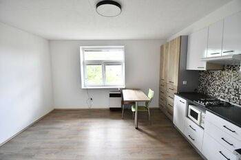 Pronájem bytu 1+kk v osobním vlastnictví 21 m², Hradec Králové