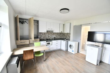 Pronájem bytu 1+kk v osobním vlastnictví 21 m², Hradec Králové