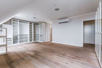 LOŽNICE  - Prodej bytu 3+kk v osobním vlastnictví 144 m², Praha 3 - Žižkov
