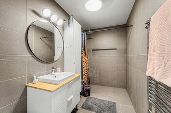 Koupelna - Prodej domu 78 m², Vinaře