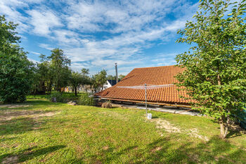 Vyvýšená zahrada - Prodej domu 78 m², Vinaře