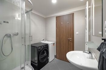 Pronájem bytu 1+kk v osobním vlastnictví 2493 m², Praha 5 - Stodůlky