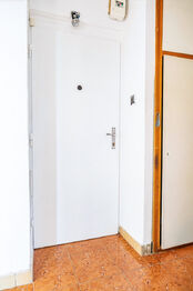 Prodej bytu 1+1 v osobním vlastnictví 40 m², Hradec Králové