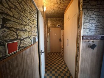chodba - Prodej bytu 3+1 v osobním vlastnictví 74 m², Chrudim