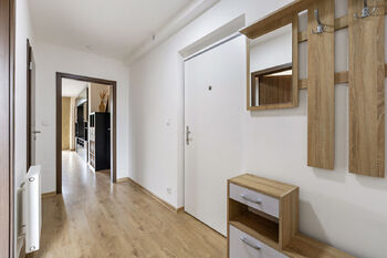 Prodej bytu 3+kk v osobním vlastnictví 74 m², Hýskov