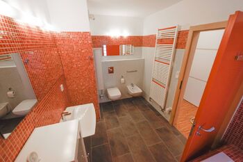 Koupelna - Pronájem bytu 2+kk v osobním vlastnictví 59 m², Brno