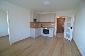 Pronájem bytu 2+kk v osobním vlastnictví 33 m², Praha 4 - Krč