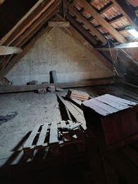 Druhá půda - Prodej domu 81 m², Pustiměř