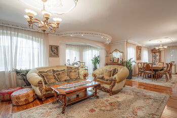 Prodej domu 616 m², Praha 8 - Troja